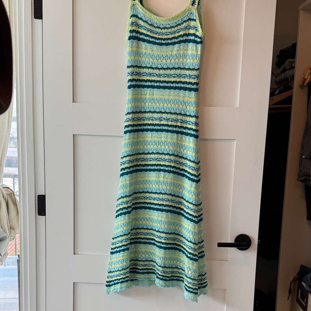 Jessica Simpson gorgeous Blue and Green Patterned knitted Maxi Dress